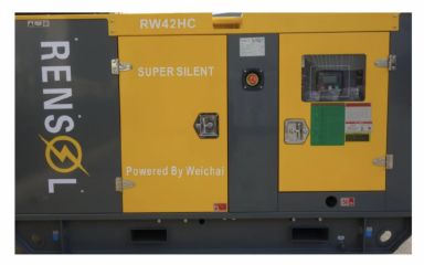 Дизельный генератор Rensol RW25HC в кожухе
